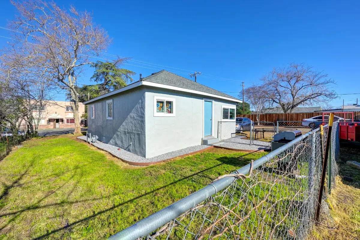 1923 Wyandotte Avenue, Oroville, CA 95966 - Image #1