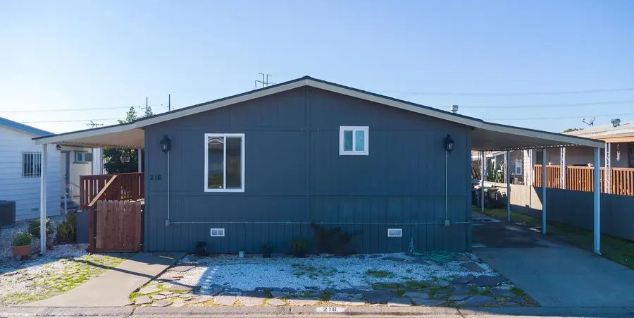 216 California Loop, Sacramento, CA 95823 - #2