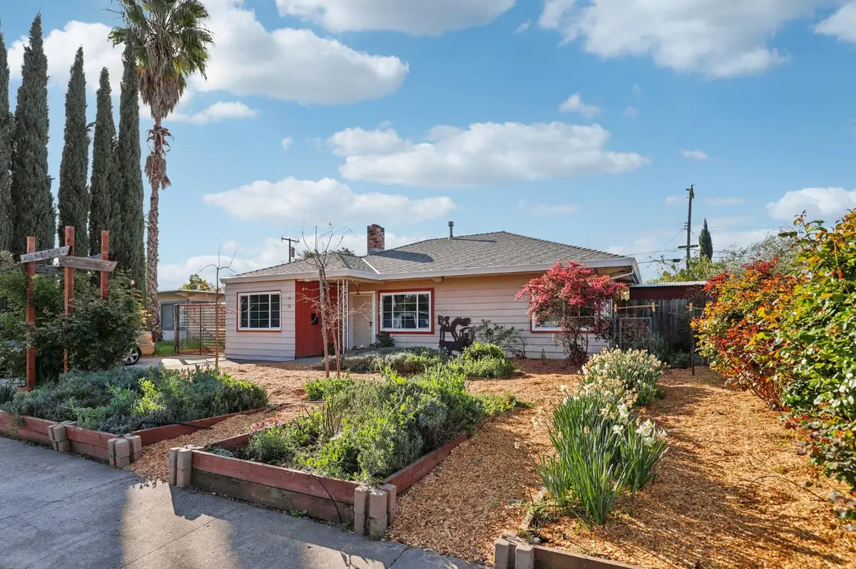 5914 34th Avenue, Sacramento, CA 95824 - #1