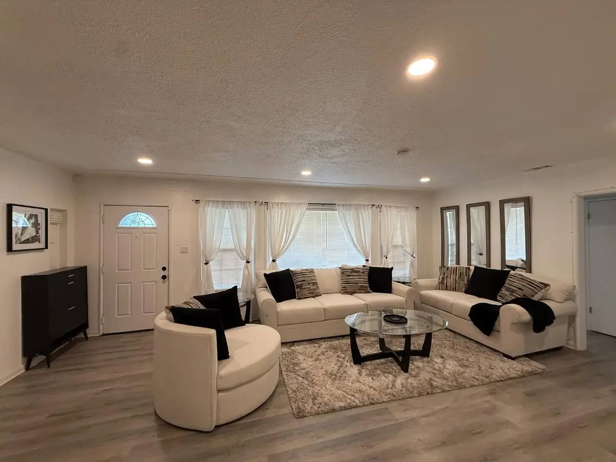 2190 W Euclid Avenue, Stockton, CA 95204 - #1