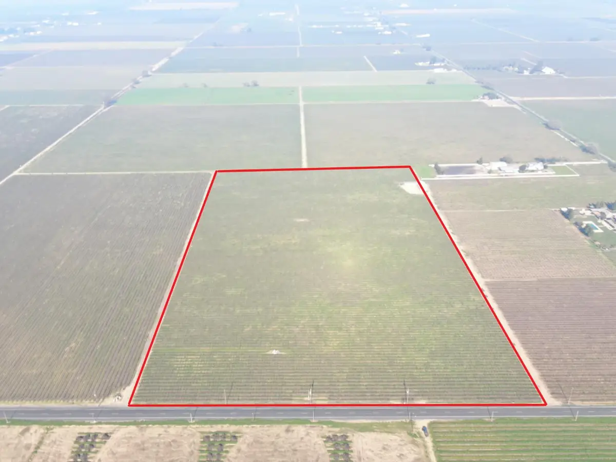 3409 W Woodbridge Road, Lodi, CA 95242 - Image #1