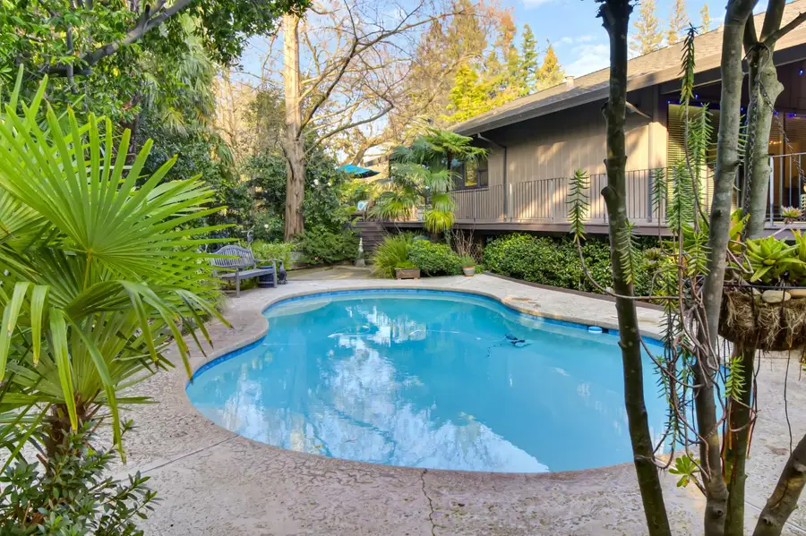 3305 Inverness Court, Sacramento, CA 95821 - Image #2