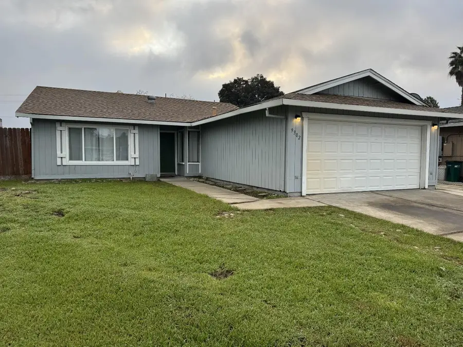 9302 Eaglepoint Lane, Stockton, CA 95210 - Image #2