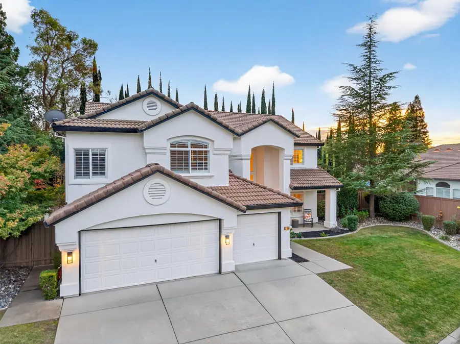 216 Heredia Court, Roseville, CA 95747 - Image #3