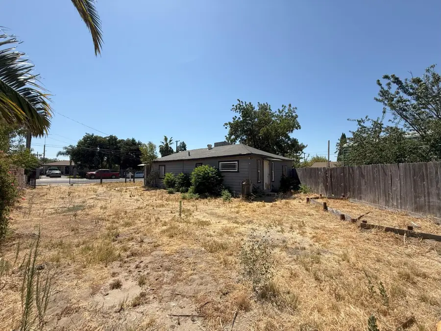 4021 Anna Avenue, Keyes, CA 95328 - Image #2