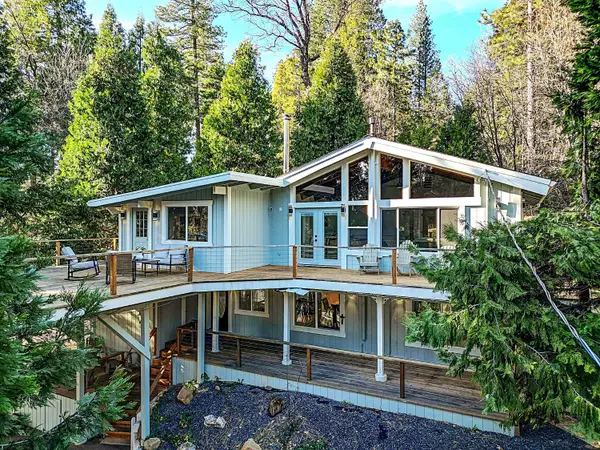 2894 Black Oak Drive, Arnold, CA 95223