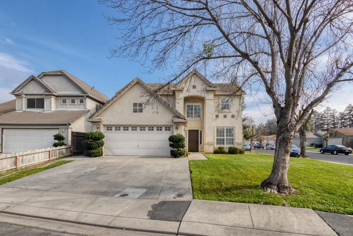208 Rector Lane, Modesto, CA 95357 - Image #1