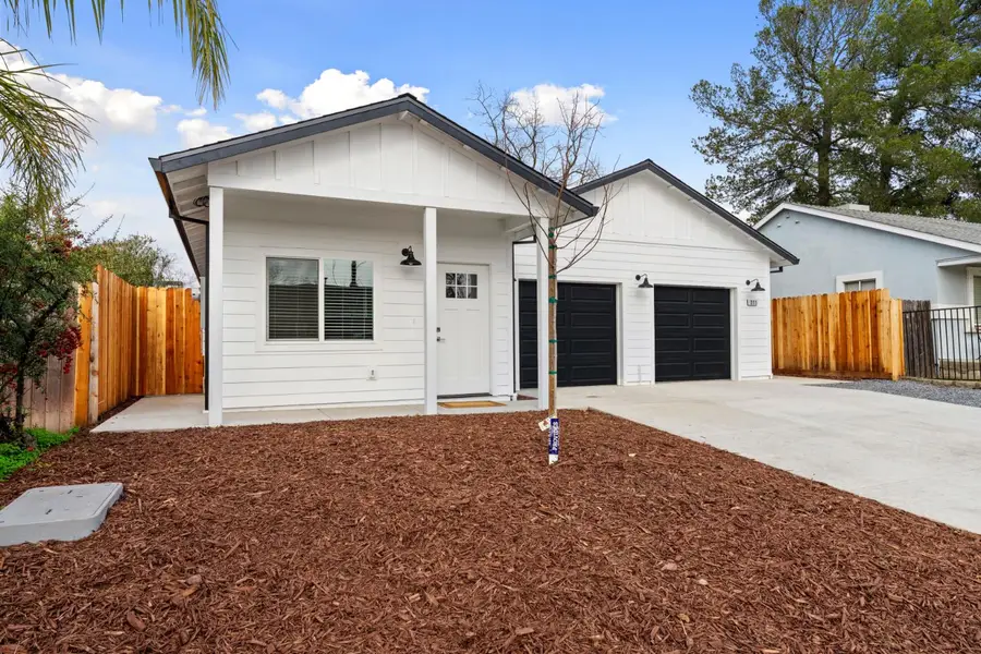 309 Lampasas Avenue, Sacramento, CA 95815 - Image #2