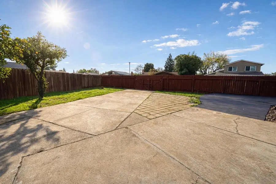 8400 Juglans Drive, Orangevale, CA 95662 - Image #3