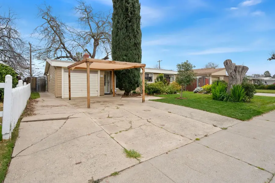 5905 Mendocino Boulevard, Sacramento, CA 95824 - Image #3