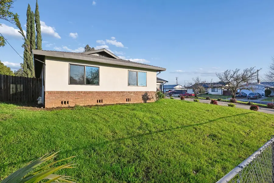 7423 Kingsmen Avenue, Citrus Heights, CA 95621 - Image #3