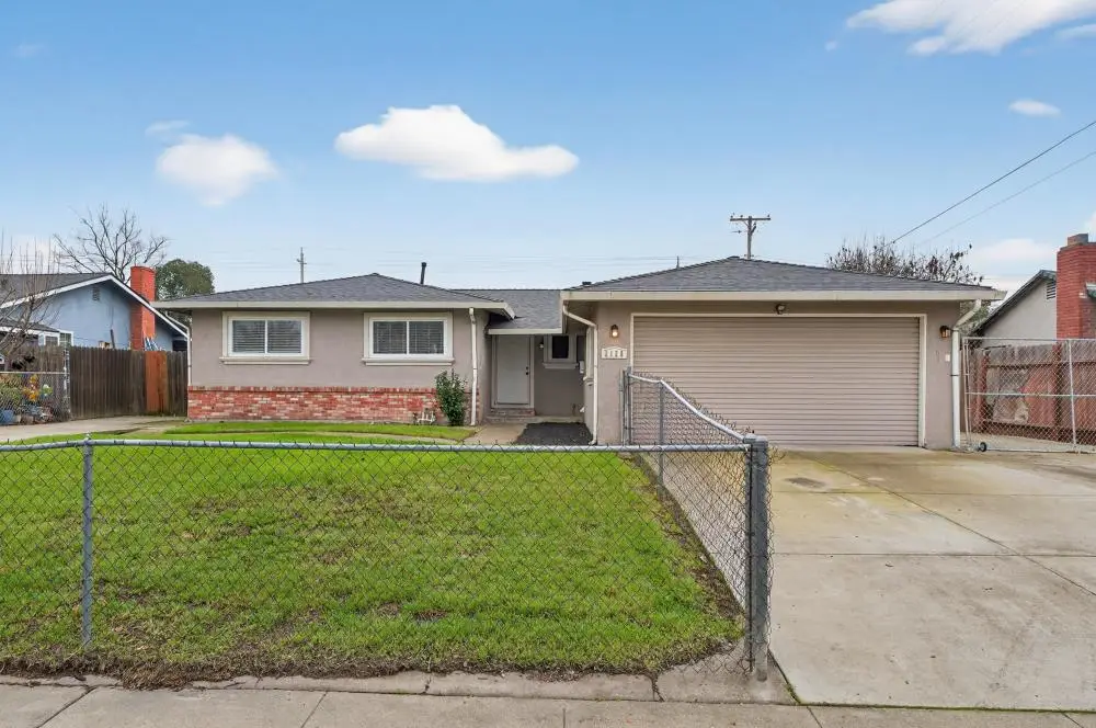 2128 Kirk Way, Sacramento, CA 95822 - Image #1