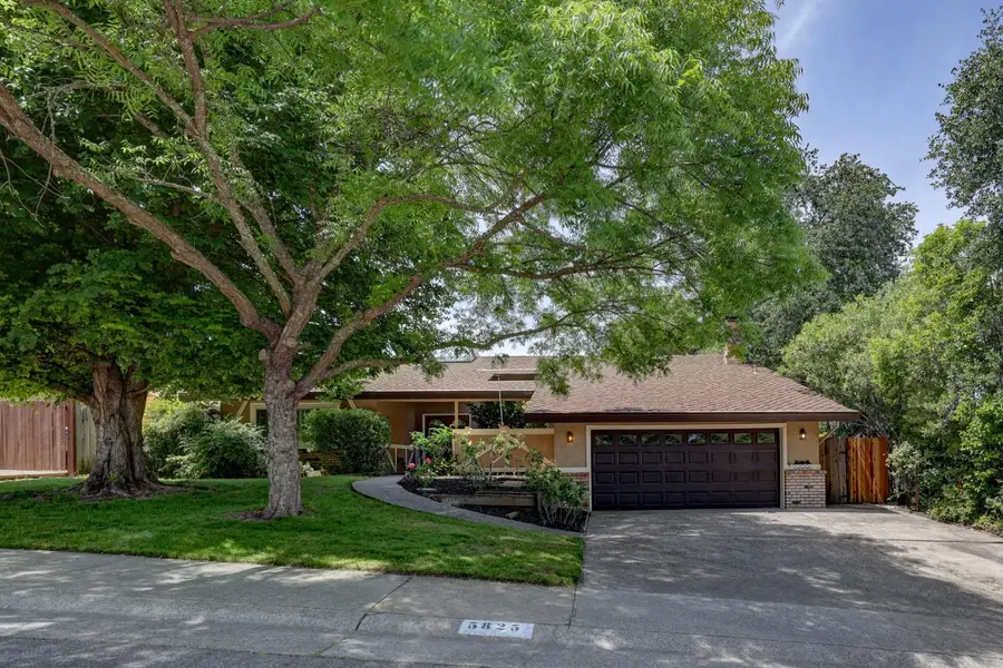 5825 Oak Garden Court, Orangevale, CA 95662 - #2