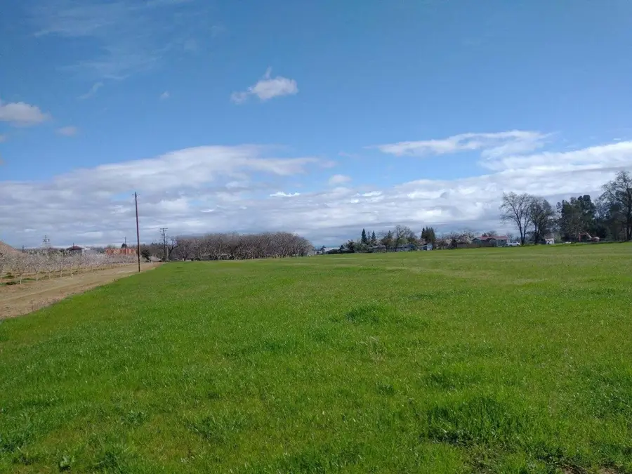 1745 Oakley, Wheatland, CA 95692 - Image #2