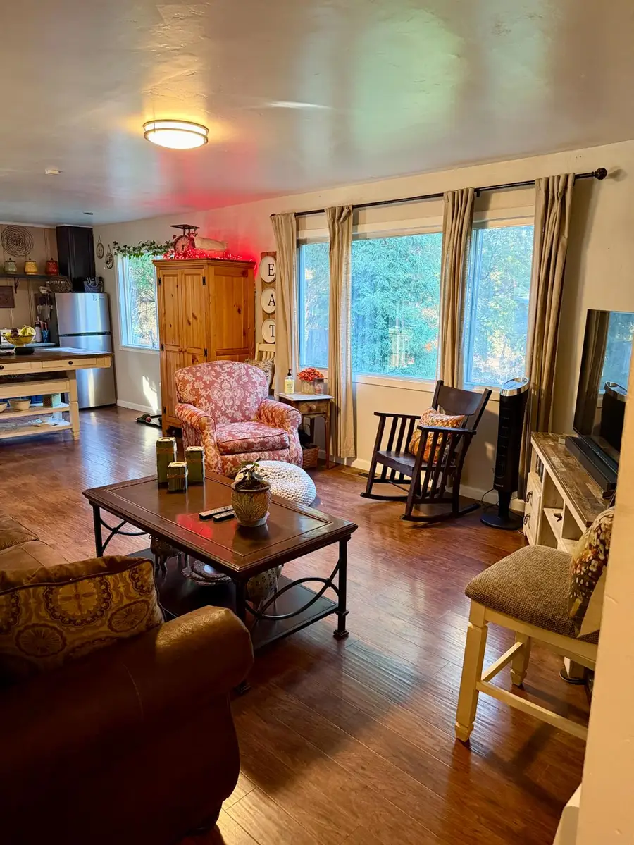 13455 Peardale Rd, Grass Valley, CA 95945 - Image #2