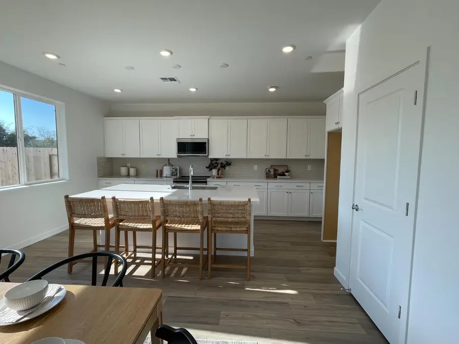 8496 Cottonseed Way, Elk Grove, CA 95624 - Image #2