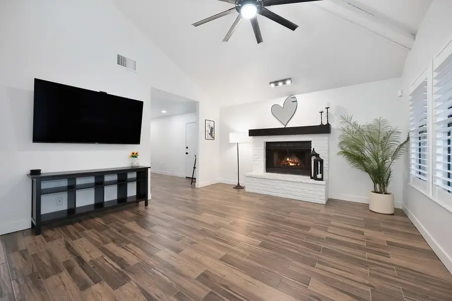 3728 Sun Shadows Lane, Sacramento, CA 95821 - Image #2