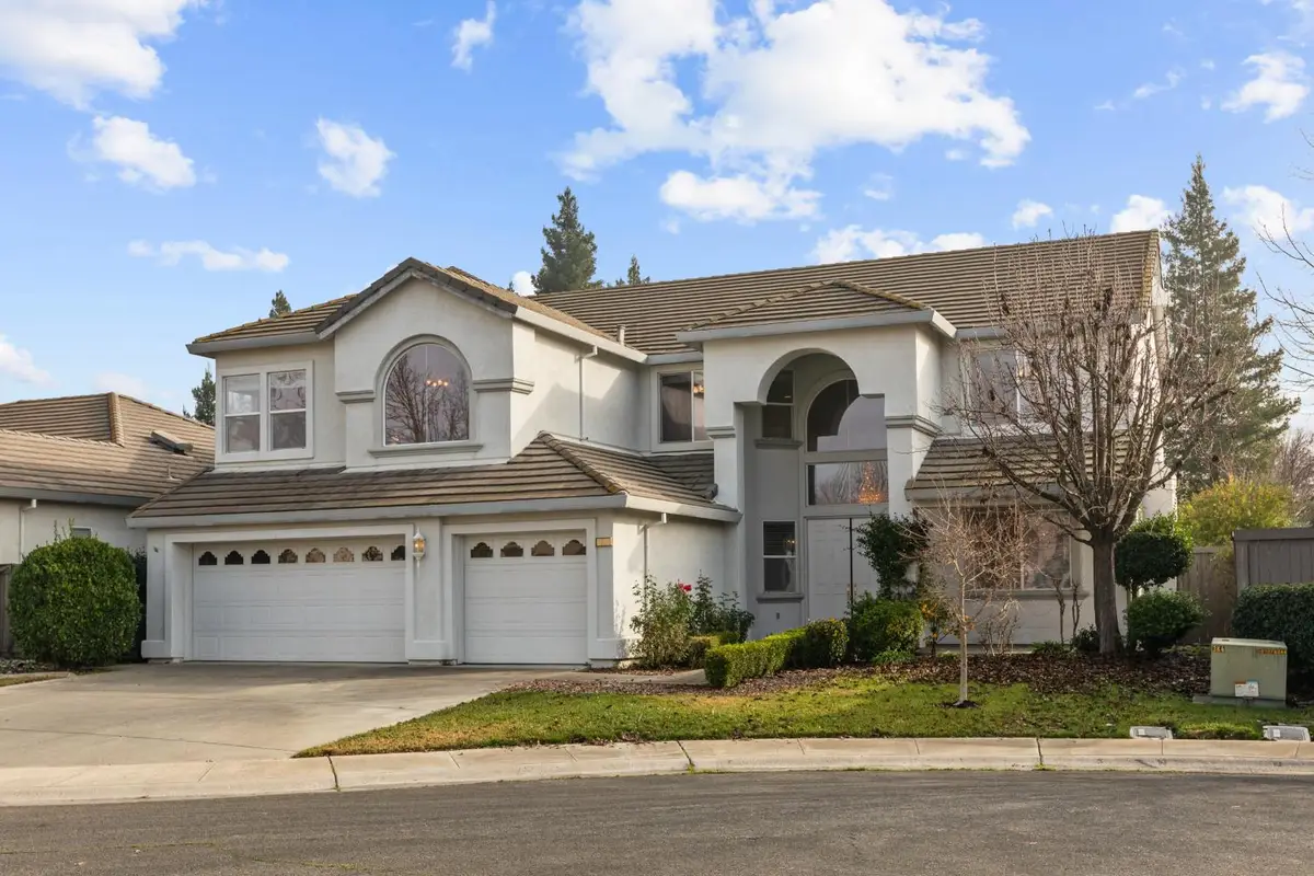 11 Loganberry Court, Sacramento, CA 95835 - Image #1