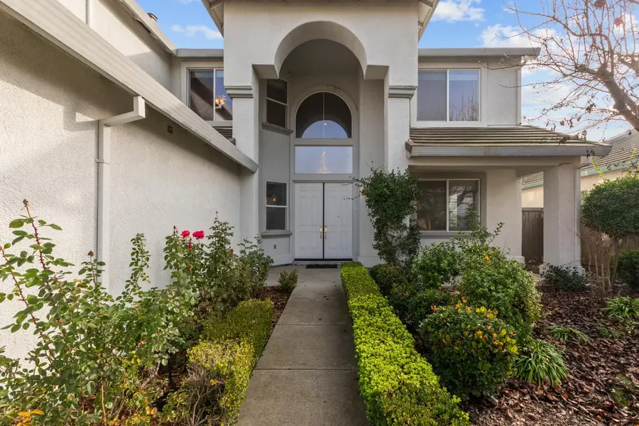 11 Loganberry Court, Sacramento, CA 95835 - Image #3