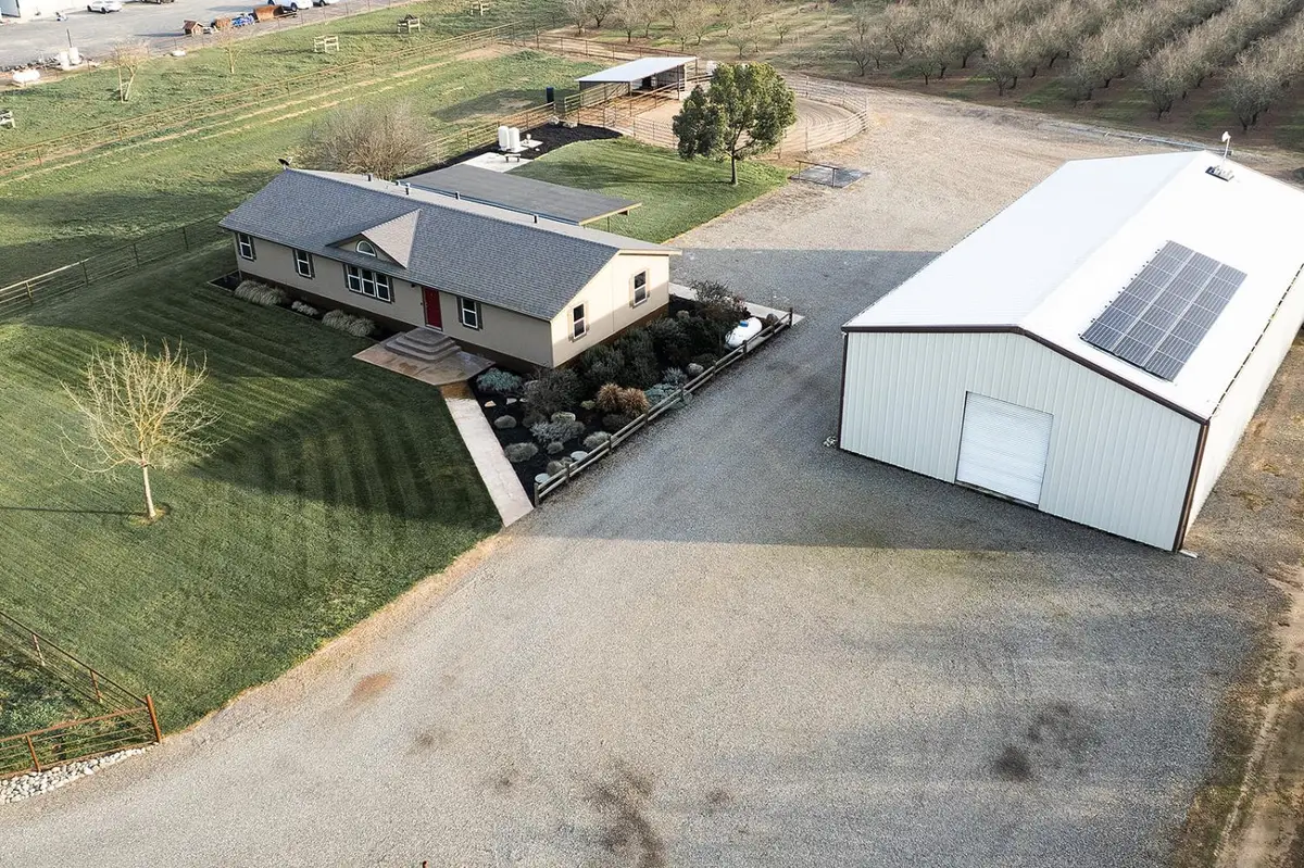 18041 Seidner Avenue, Escalon, CA 95320 - #1