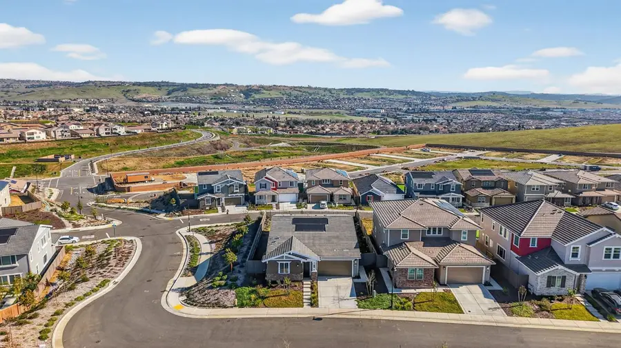 3382 Trumpet Vine Drive, Folsom, CA 95630 - Image #3