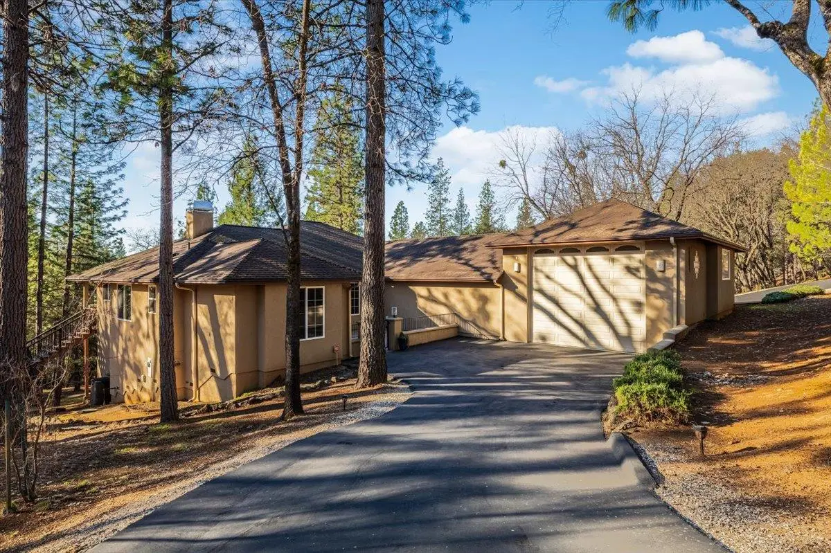 10450 S Ponderosa Way, Rough And Ready, CA 95975 - Image #1