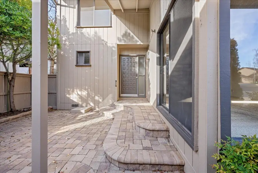 8899 Bluff Lane, Fair Oaks, CA 95628 - Image #3