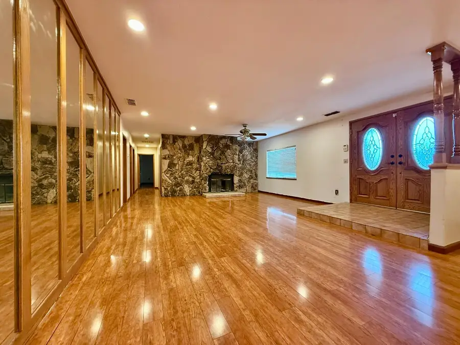 628 Williams Avenue, Turlock, CA 95380 - #3