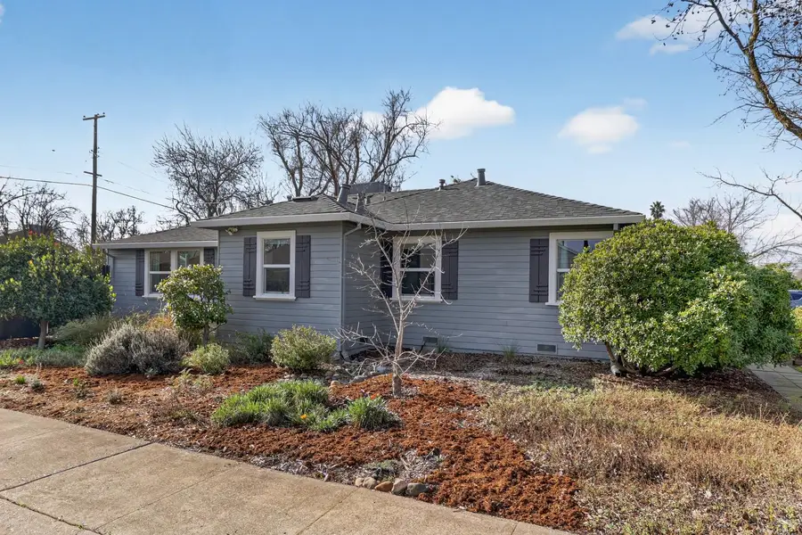 6390 Broadway, Sacramento, CA 95820 - Image #3