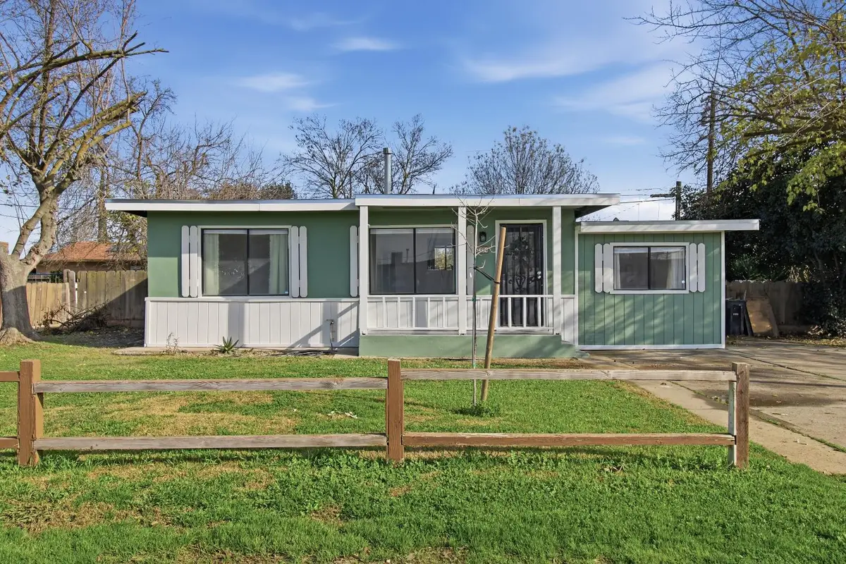 2194 Meadowbrook Avenue, Merced, CA 95348 - Image #1