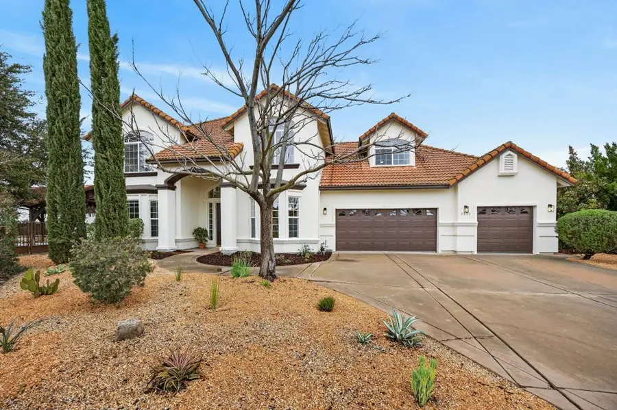 3203 Morro Bay Avenue, Davis, CA 95616 - #3