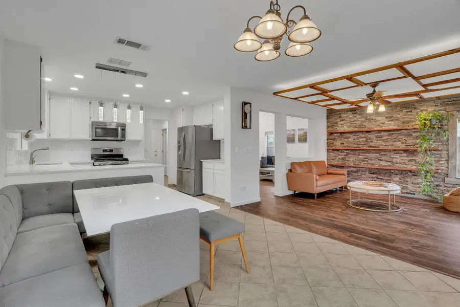 765 Jackoyln, Manteca, CA 95336 - Image #2