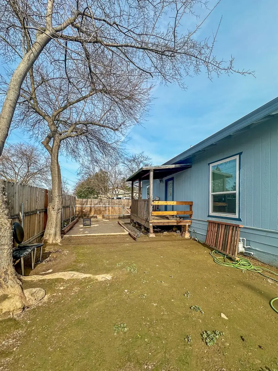 1651 3rd Avenue, Olivehurst, CA 95961 - #3