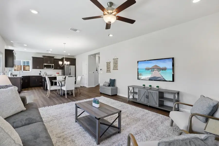 9136 Hensley Way, Elk Grove, CA 95758 - Image #3