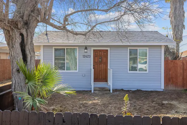 12423 407 Avenue, Cutler, CA 93615