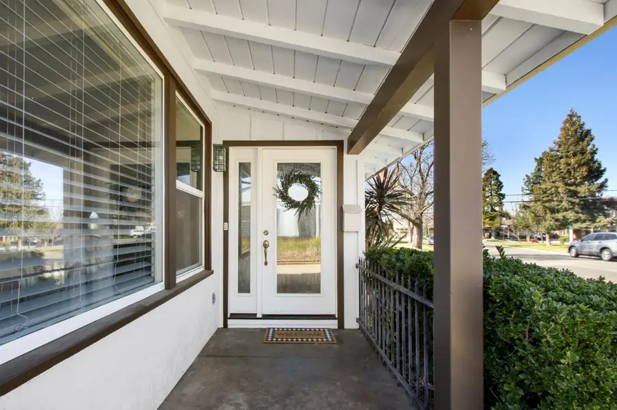 2408 Roslyn Way, Sacramento, CA 95864 - #3