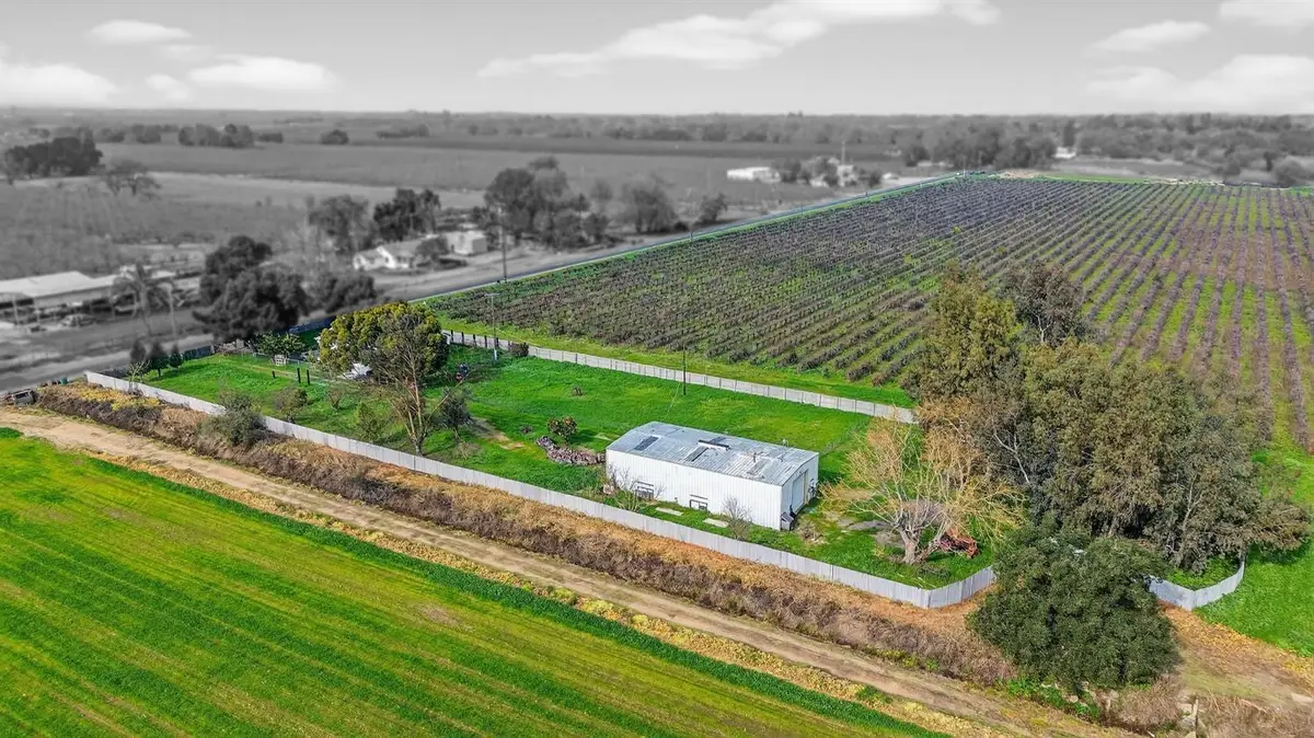 27350 Thornton Road, Thornton, CA 95686 - Image #1