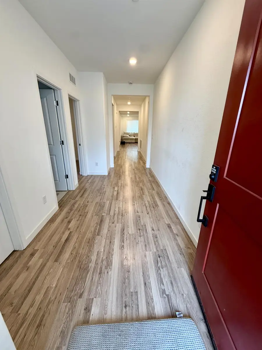 8628 Lakha Cir, Sacramento, CA 95828 - Image #3