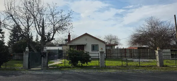 2561 Michigan Avenue, Modesto, CA 95358