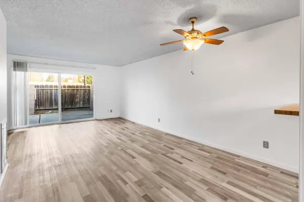 805 Tully Rd #2, Modesto, CA 95350