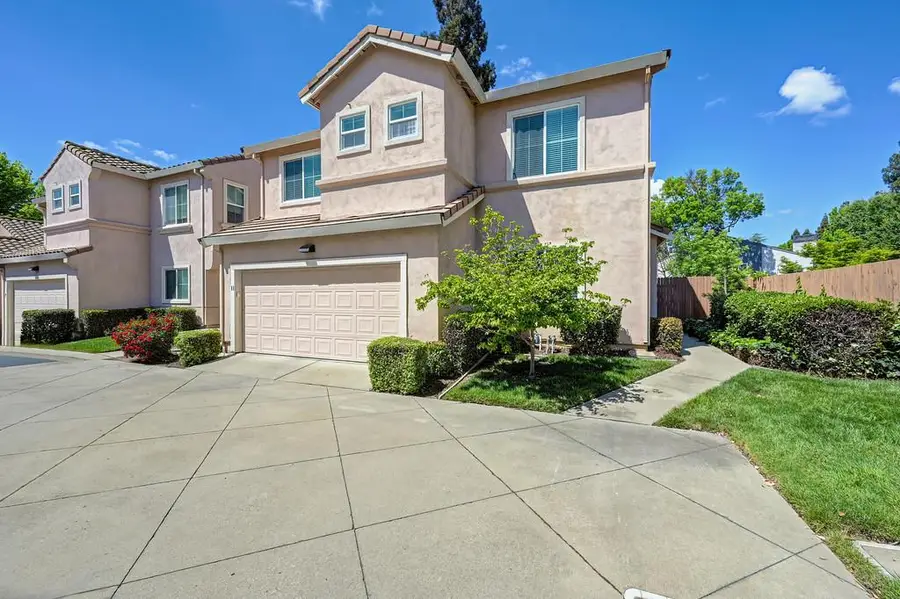 11 Venezia Court, Sacramento, CA 95831 - #3