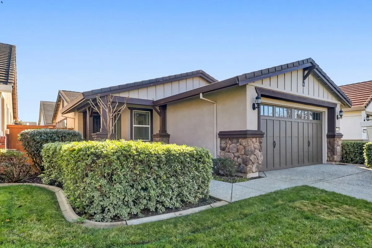 7820 Barnsley Way, Elk Grove, CA 95757 - Image #1