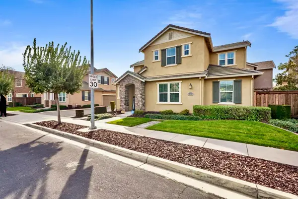 5713 Antique Rose Way, Riverbank, CA 95367