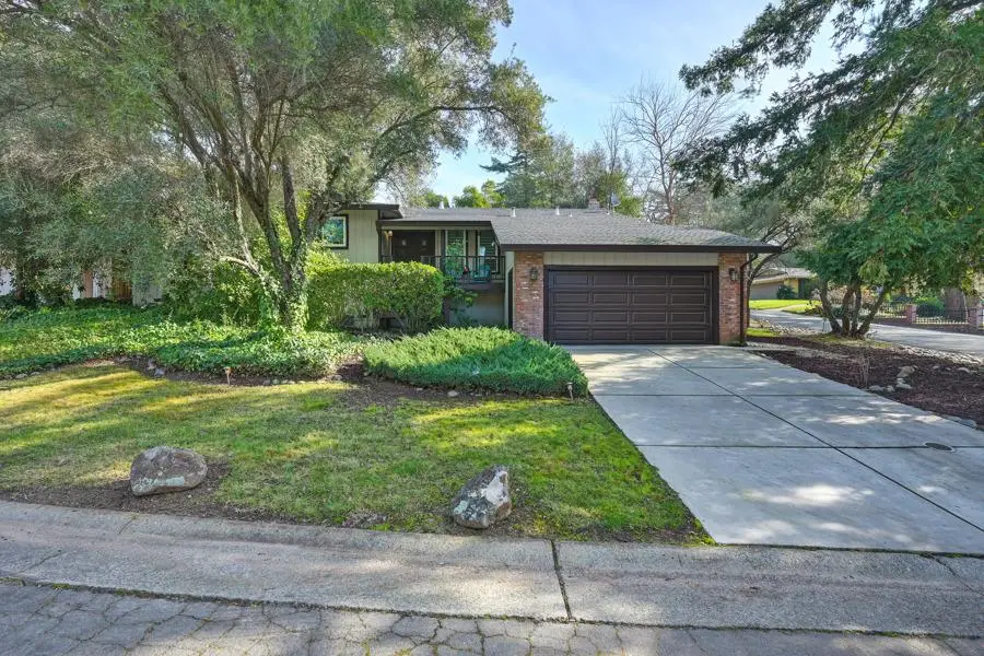 4900 Stonewood Court, Fair Oaks, CA 95628 - Image #3
