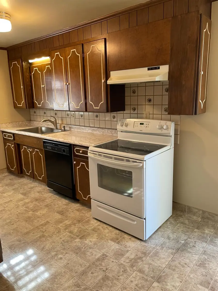 1506 Mitchell, Escalon, CA 95320 - #3