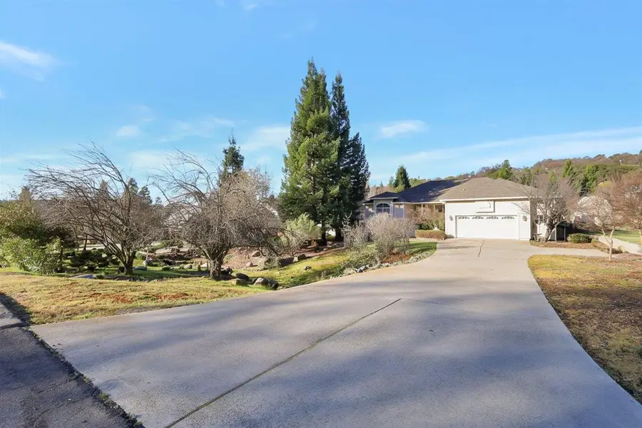 13915 Gold Country Drive, Penn Valley, CA 95946 - Image #2
