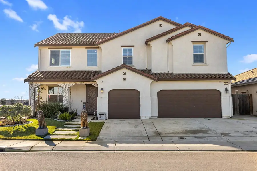 954 Orange Blossom Avenue, Manteca, CA 95337 - Image #2