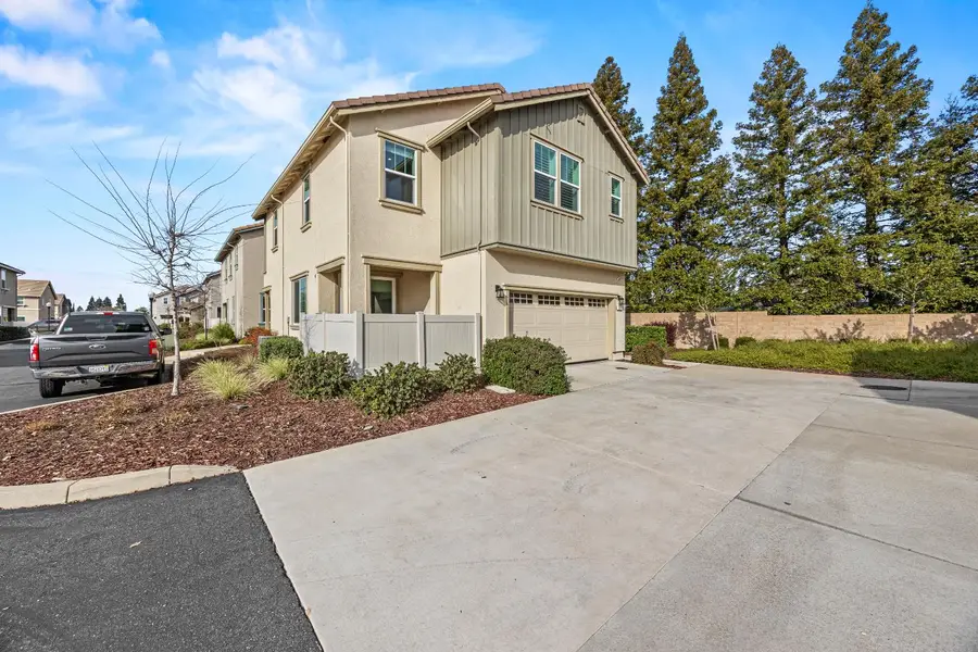 1048 Knox, Roseville, CA 95747 - Image #2