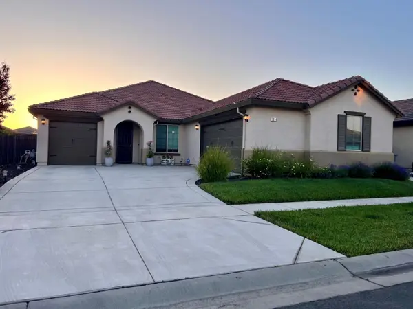 1816 E Knights Ferry Drive, Plumas Lake, CA 95961