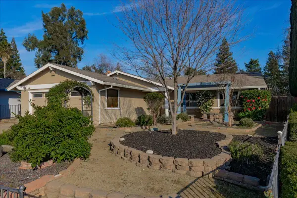 6334 Appian Way, Carmichael, CA 95608